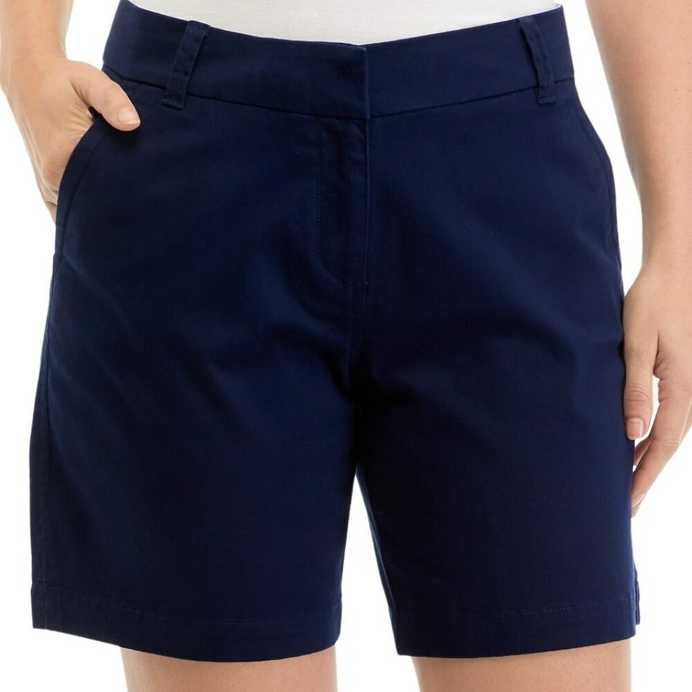 🦋 Crown & Ivy Caroline Shorts Belt Harbor Navy Pockets Stretch Petite SZ 2P NWT